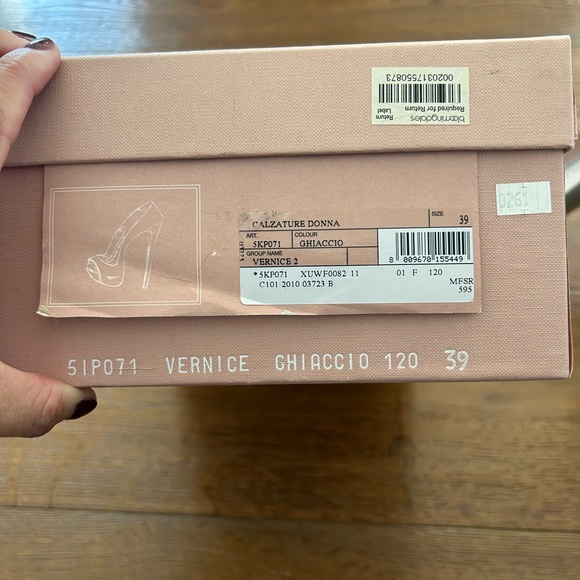 Miu Miu peep toe stilettos in light grey, size 9 - Picture 2 of 7